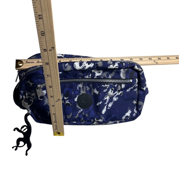 Kipling Blue Camo Toiletry Bag Cosmetic Case Travel with Monkey Keyring - Picture 7 of 8